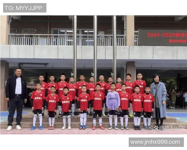 探索DSL足球的魅力与技术精髓助力青少年成长与发展